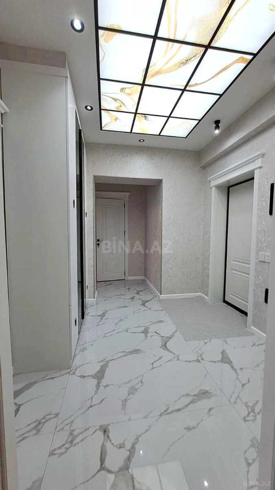 Satılır 2 otaqlı mənzil 80 m²