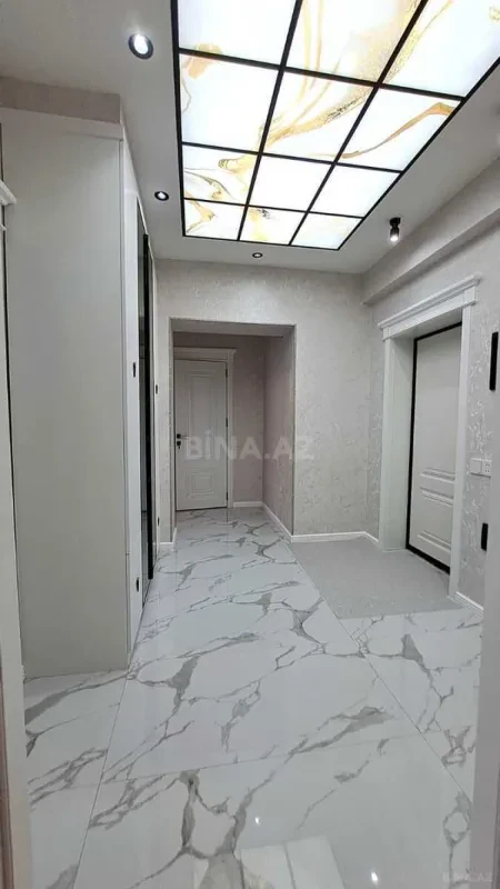 Satılır 2 otaqlı mənzil 80 m²