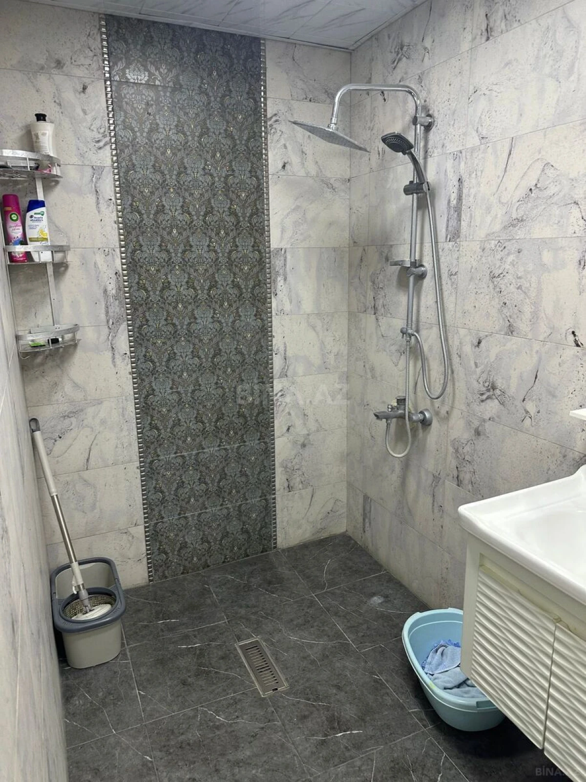 Kirayə verilir 3 otaqlı mənzil 110 m²