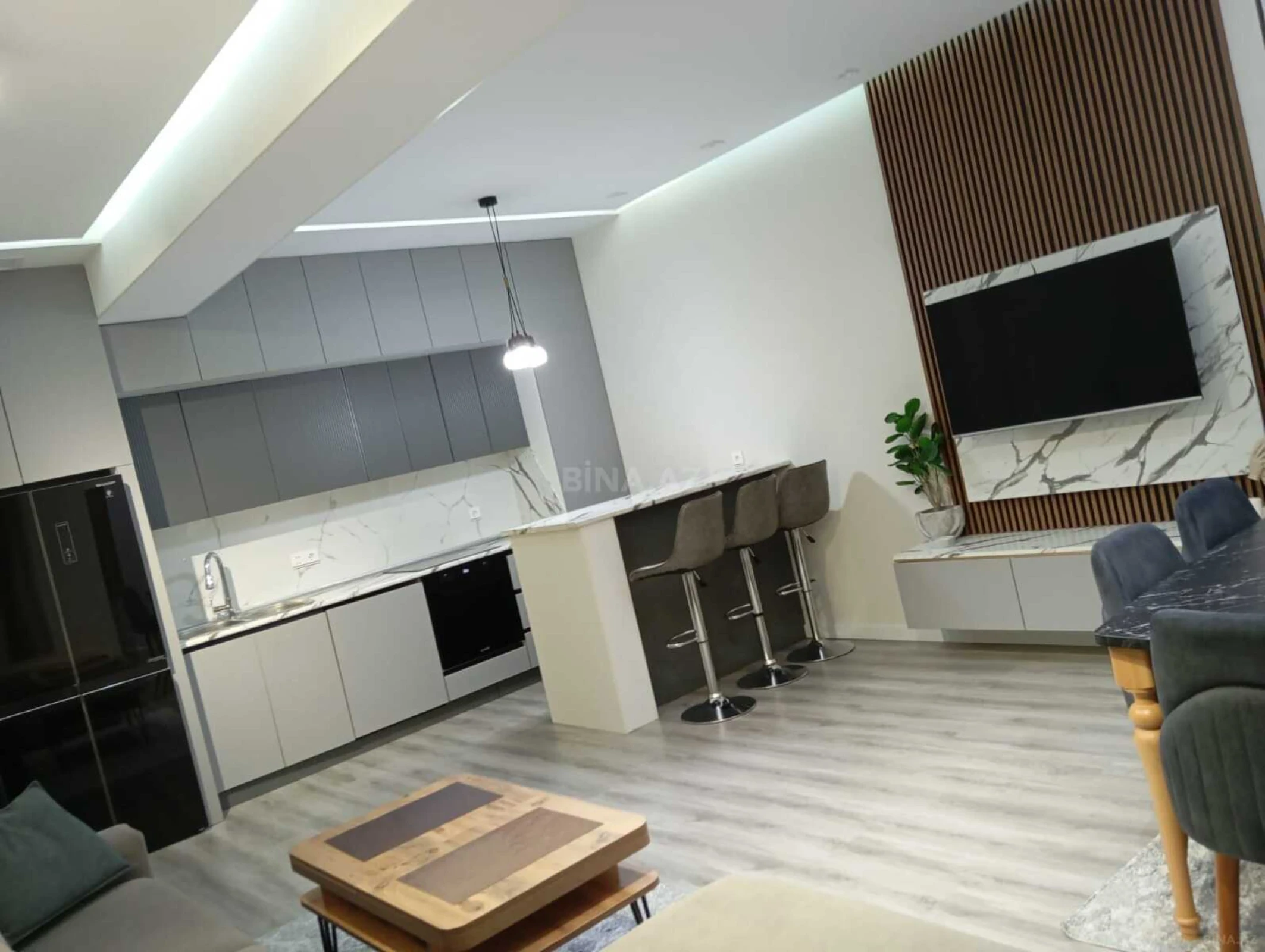 Satılır 2 otaqlı mənzil 60 m²