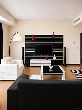 Kirayə verilir 4 otaqlı mənzil 200 m²