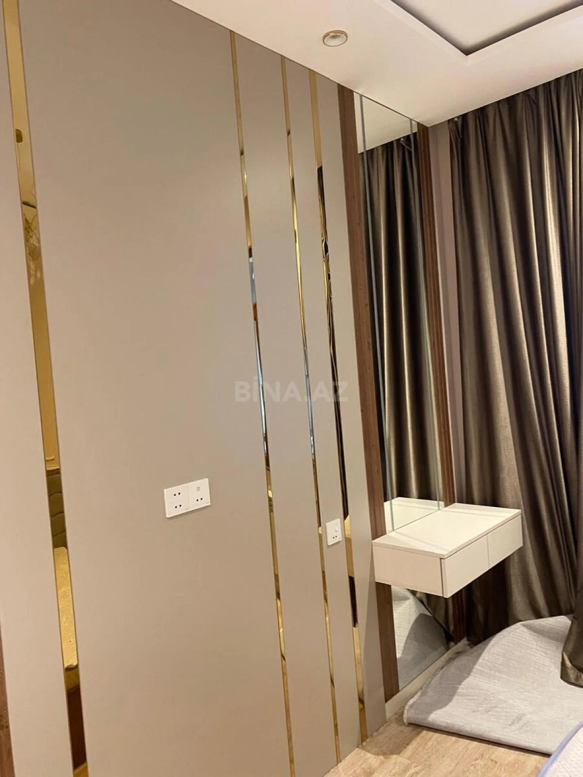 Kirayə verilir 2 otaqlı mənzil 60 m²