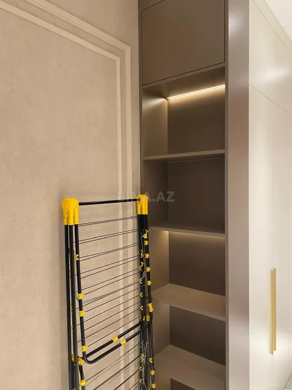 Kirayə verilir 2 otaqlı mənzil 60 m²