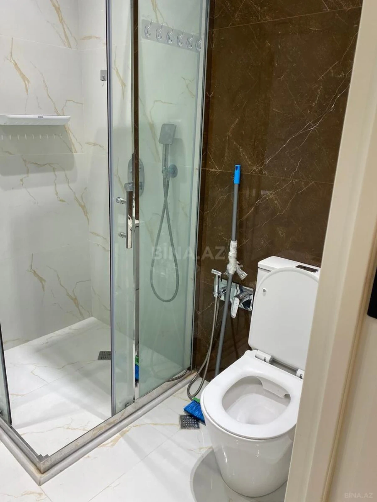 Kirayə verilir 2 otaqlı mənzil 60 m²