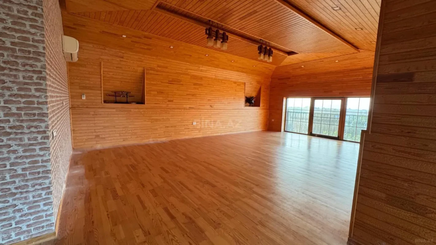 Kirayə verilir 7 otaqlı həyət evi 360 m²