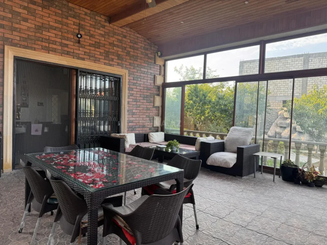 Kirayə verilir 7 otaqlı həyət evi 360 m²