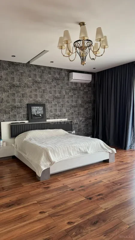 Kirayə verilir 7 otaqlı həyət evi 360 m²
