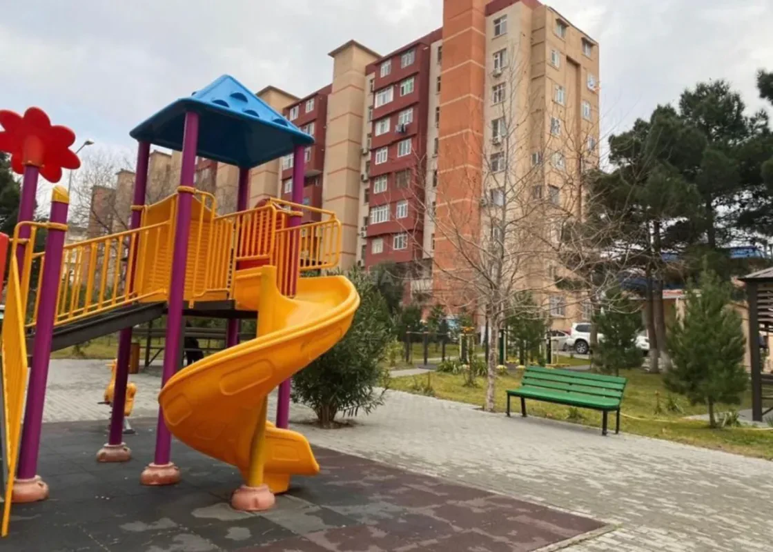 Kirayə verilir 2 otaqlı mənzil 60 m²