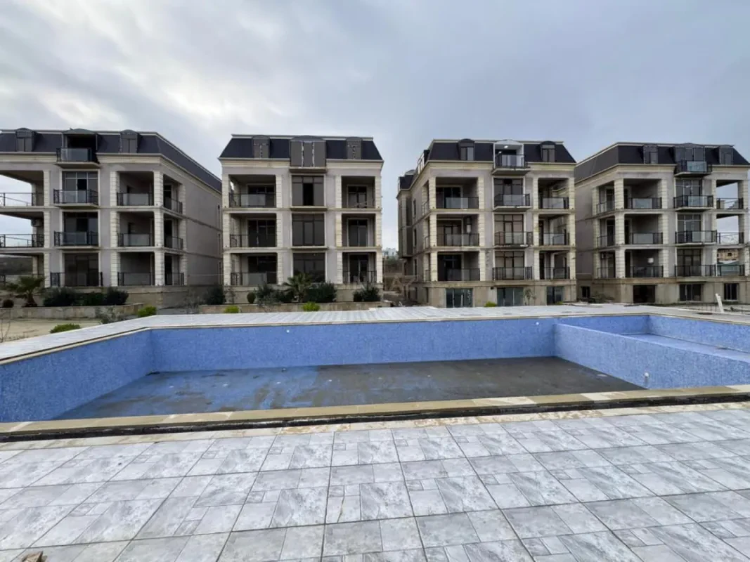 Satılır 2 otaqlı mənzil 90 m²