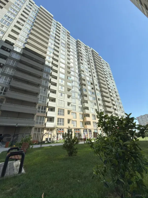 Satılır 3 otaqlı mənzil 106.8 m²