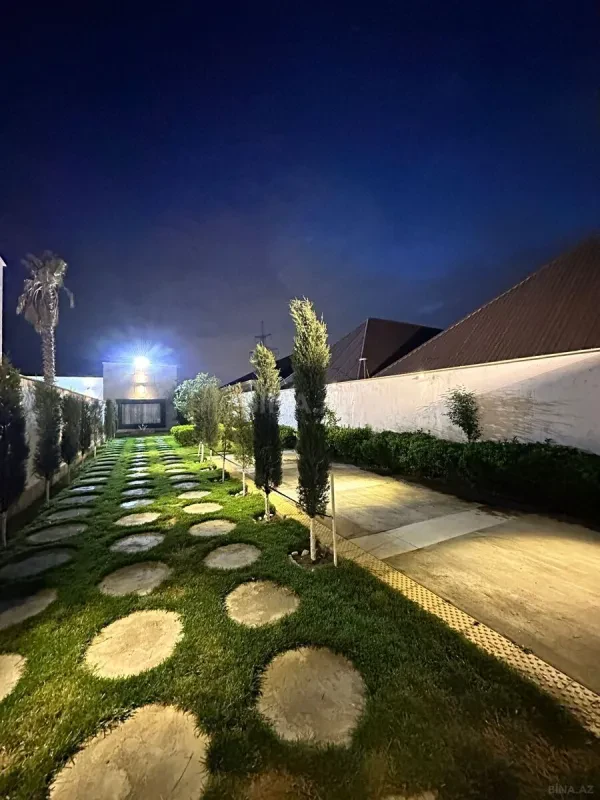Kirayə verilir 5 otaqlı həyət evi 200 m²