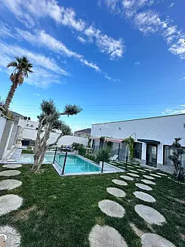 Kirayə verilir 5 otaqlı həyət evi 200 m²