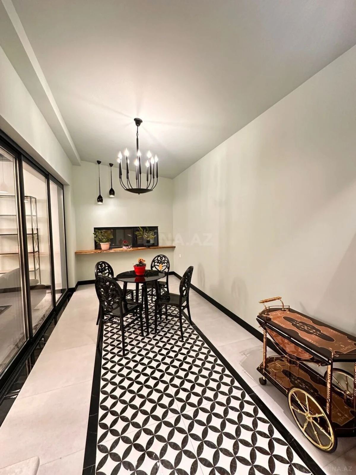 Kirayə verilir 5 otaqlı həyət evi 200 m²