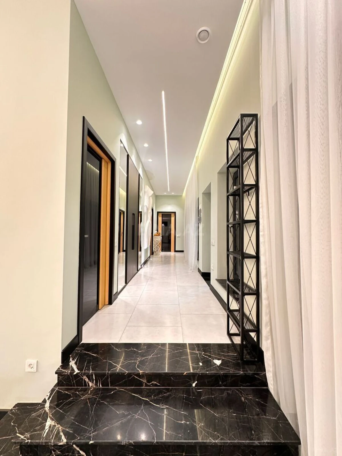 Kirayə verilir 5 otaqlı həyət evi 200 m²