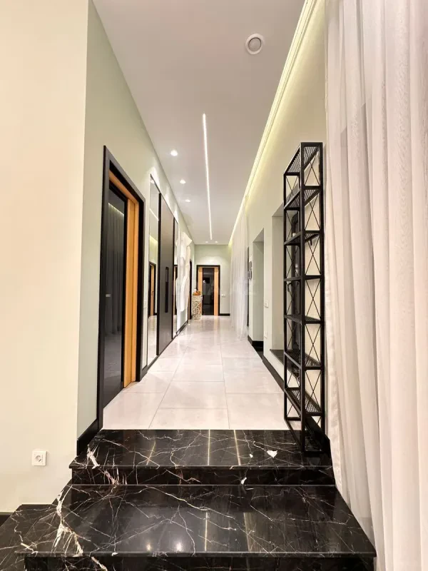 Kirayə verilir 5 otaqlı həyət evi 200 m²