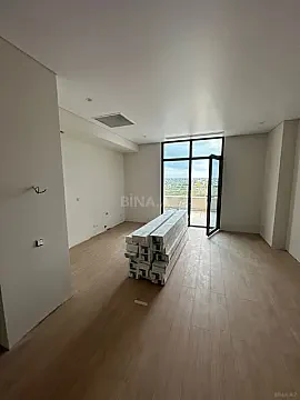 Satılır 2 otaqlı mənzil 81 m²