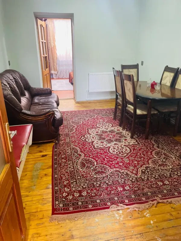 Kirayə verilir 2 otaqlı mənzil 50 m²