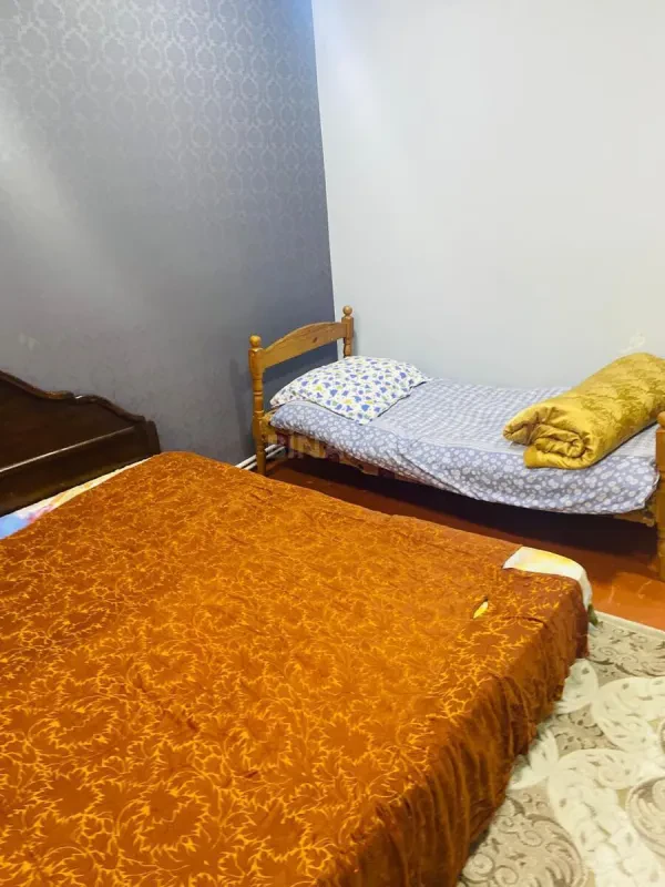 Kirayə verilir 2 otaqlı mənzil 50 m²