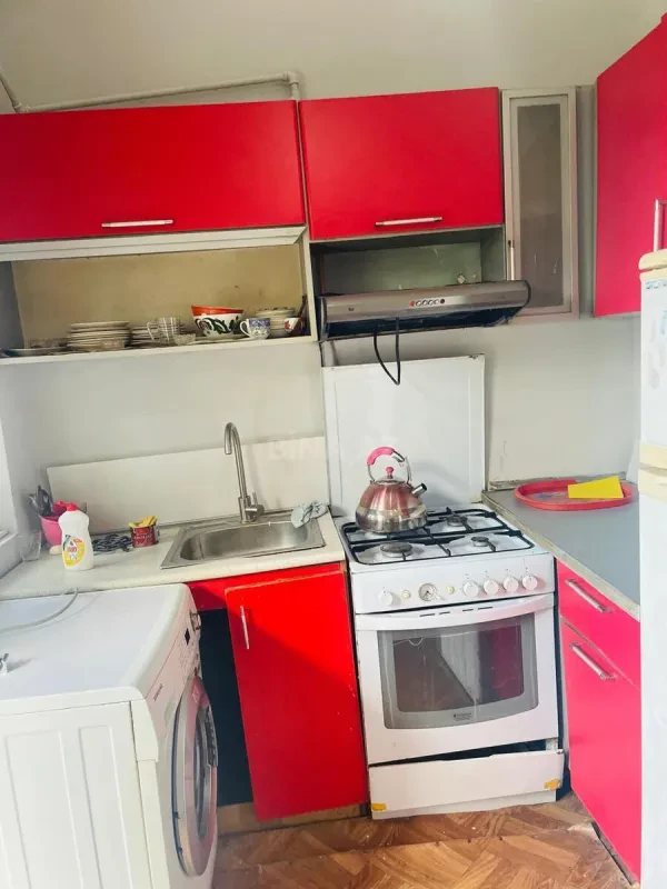Kirayə verilir 2 otaqlı mənzil 50 m²