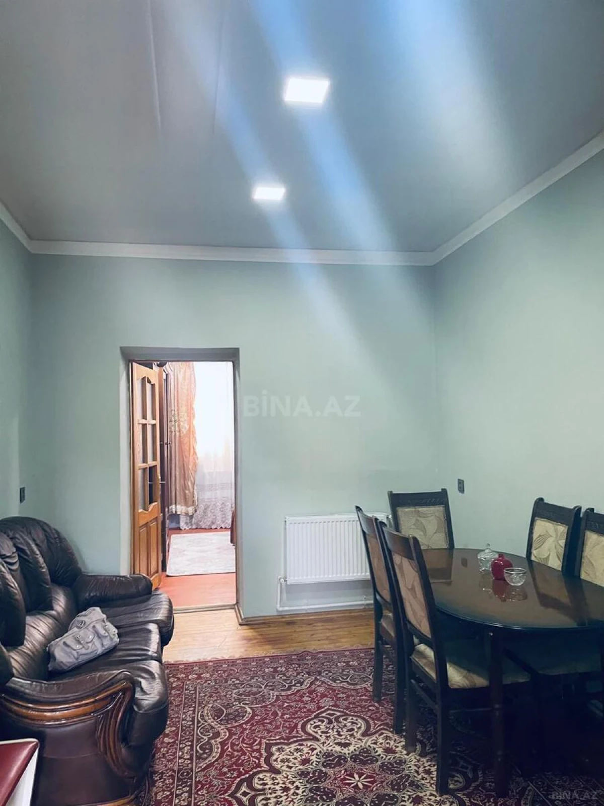 Kirayə verilir 2 otaqlı mənzil 50 m²