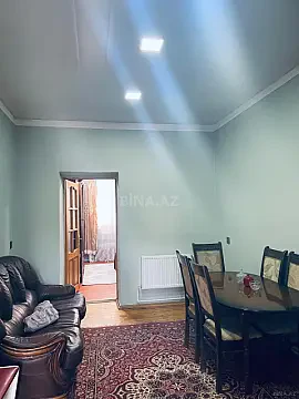 Kirayə verilir 2 otaqlı mənzil 50 m²