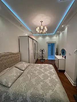 Satılır 3 otaqlı mənzil 110 m²
