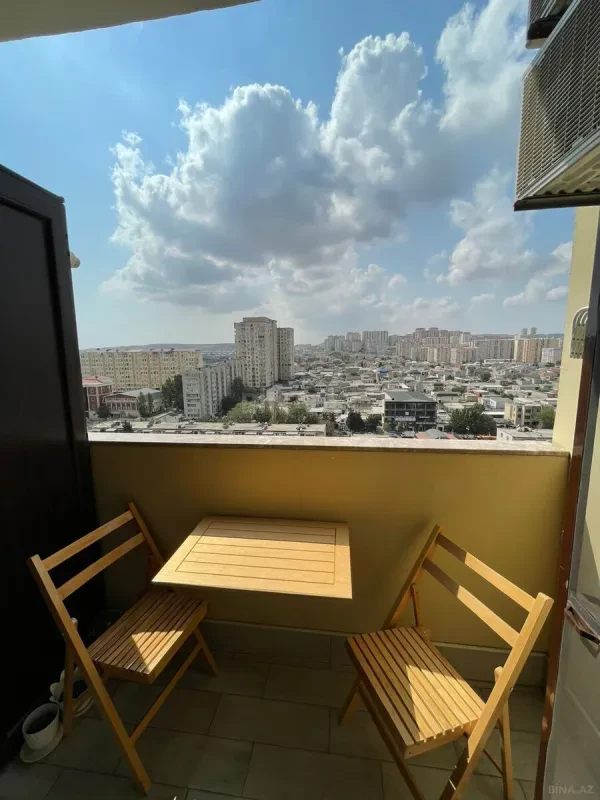 Satılır 3 otaqlı mənzil 110 m²