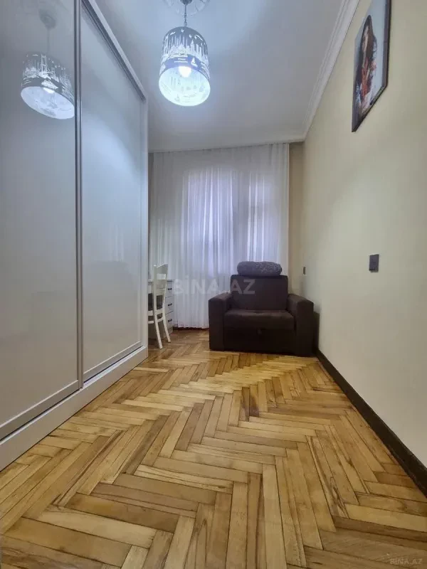 Satılır 3 otaqlı mənzil 75 m²