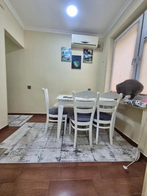 Satılır 3 otaqlı mənzil 75 m²