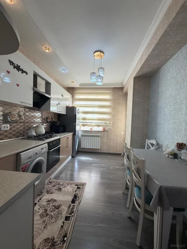 Satılır 3 otaqlı mənzil 97 m²