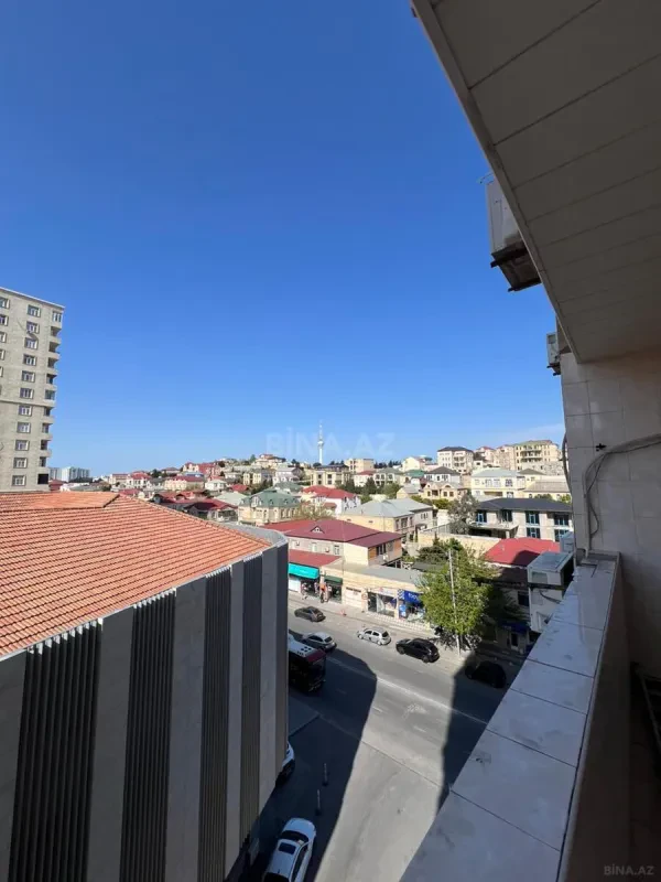Satılır 3 otaqlı mənzil 125 m²
