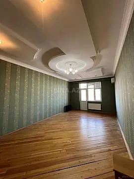 Satılır 3 otaqlı mənzil 125 m²