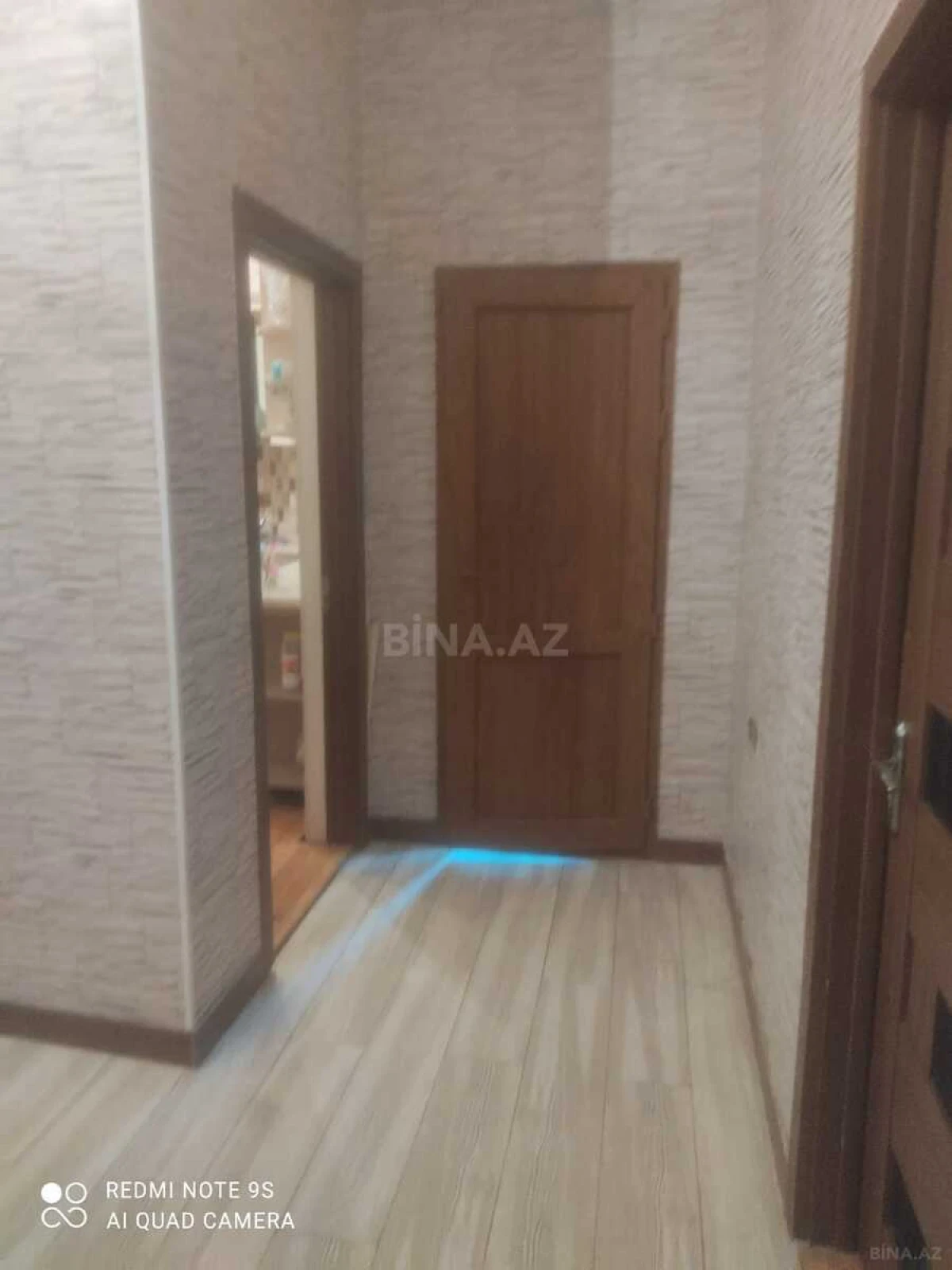 Satılır 10 otaqlı həyət evi 450 m²