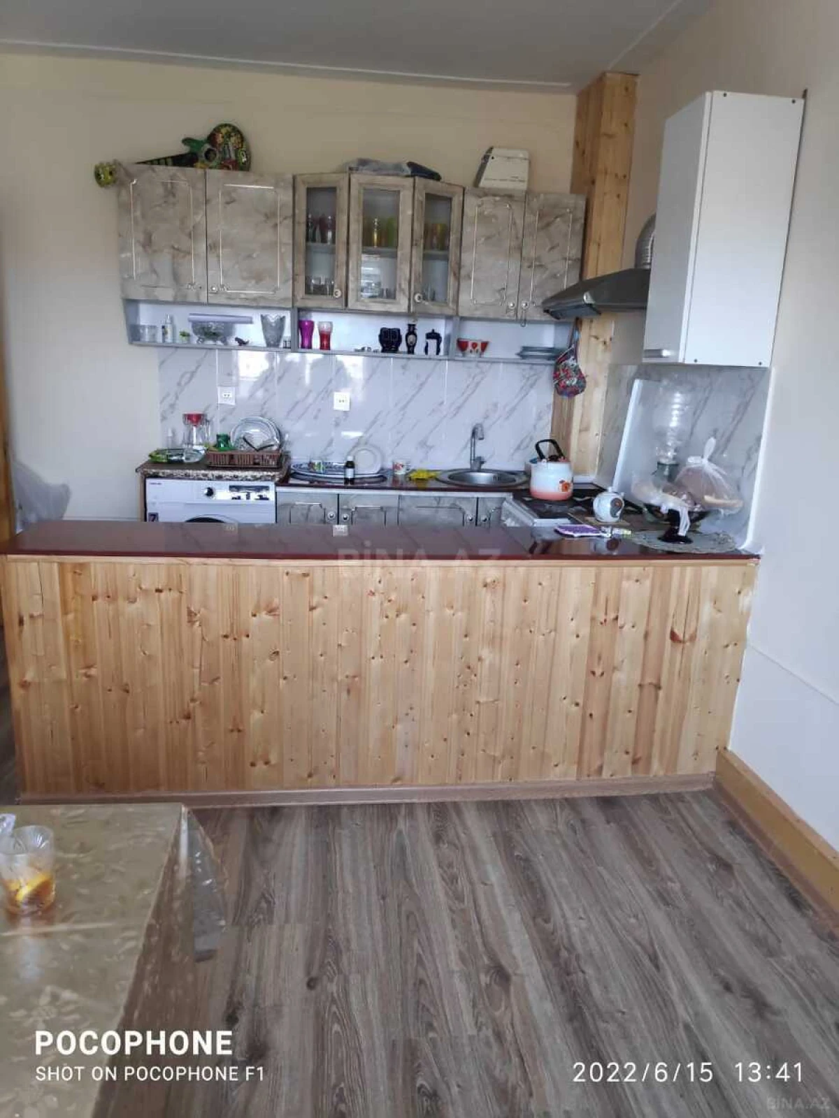 Satılır 10 otaqlı həyət evi 450 m²