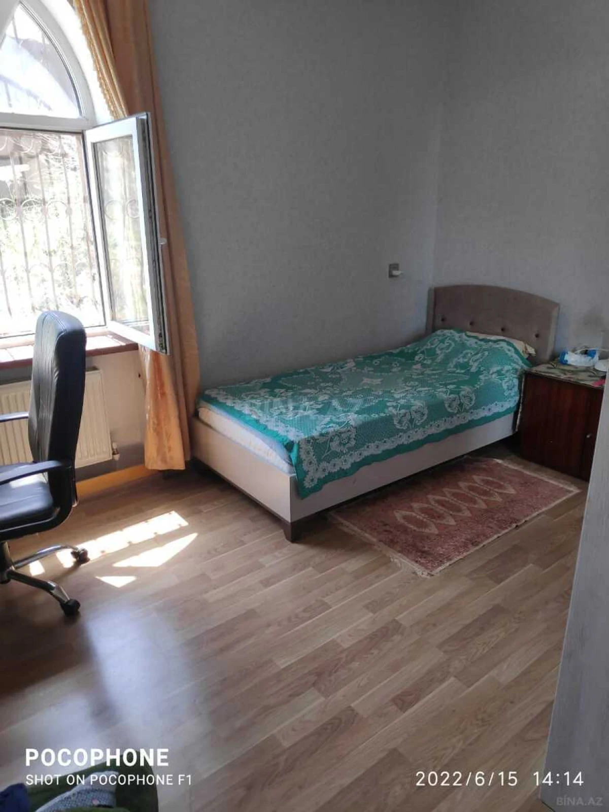Satılır 10 otaqlı həyət evi 450 m²