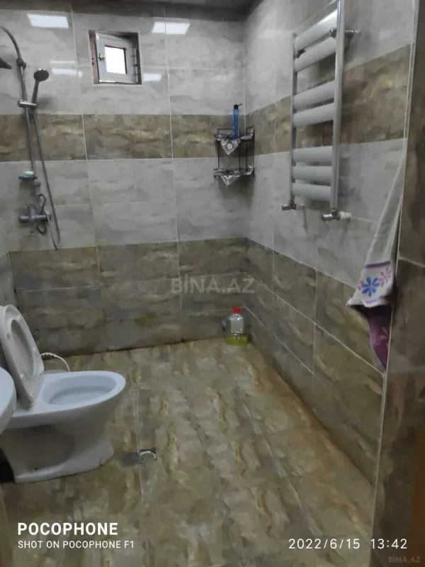 Satılır 10 otaqlı həyət evi 450 m²