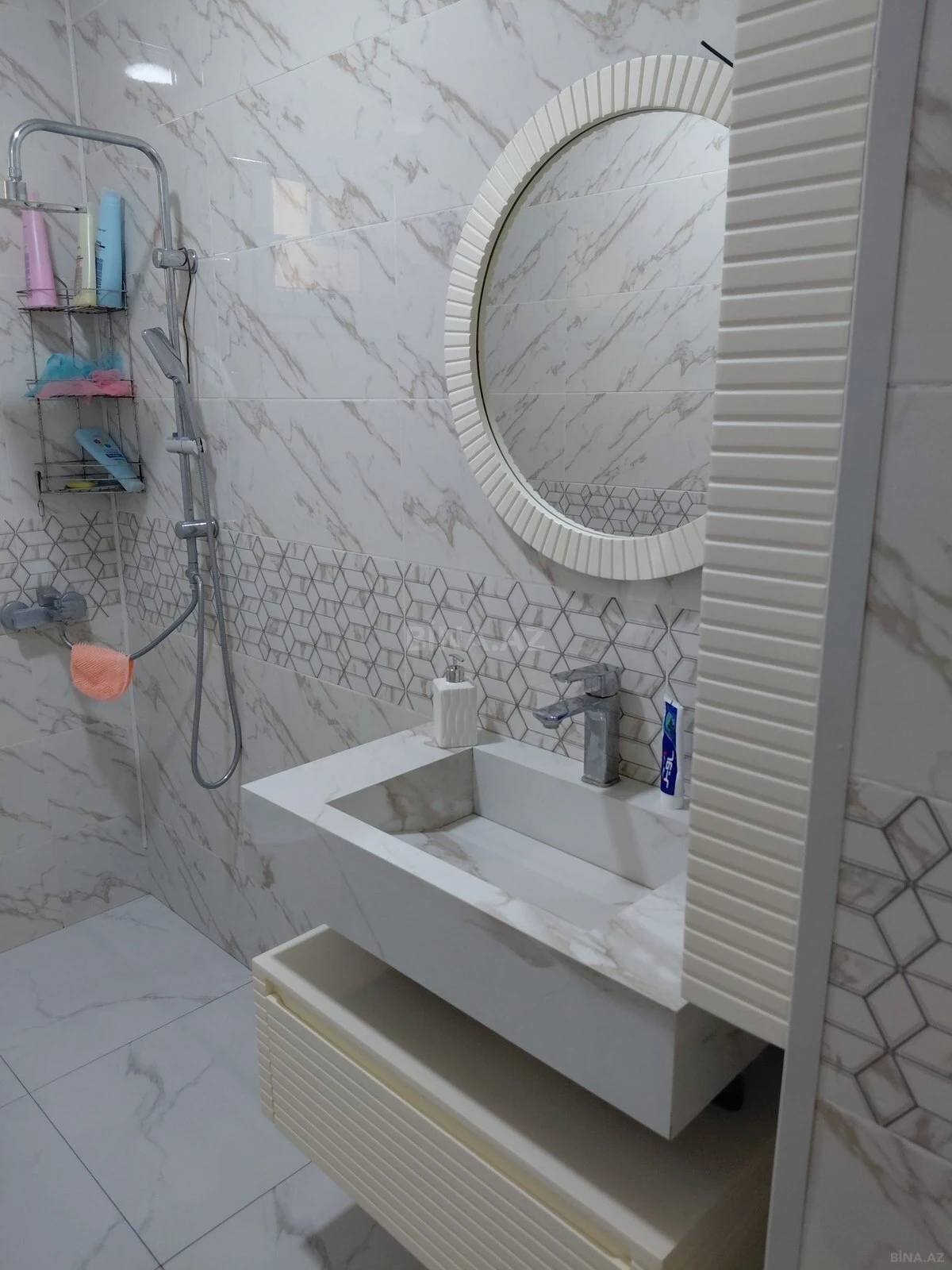 Satılır 4 otaqlı həyət evi 100 m²