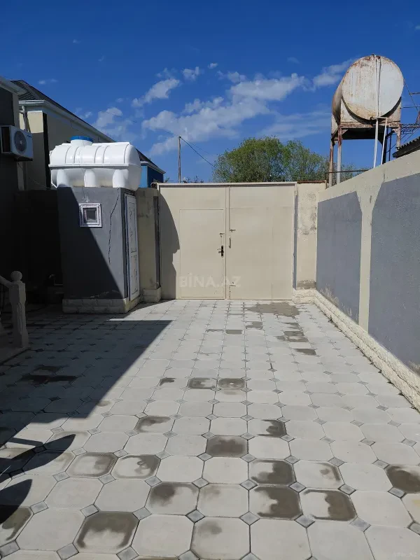 Satılır 4 otaqlı həyət evi 100 m²