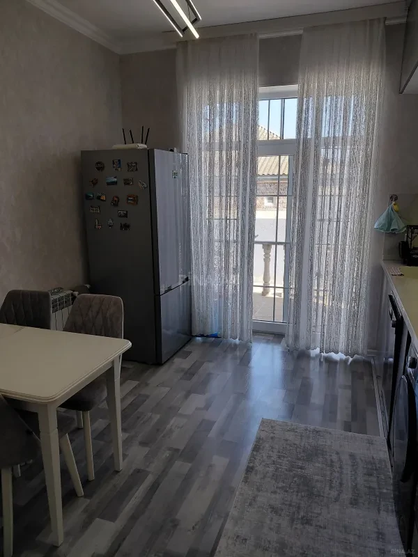 Satılır 4 otaqlı həyət evi 100 m²
