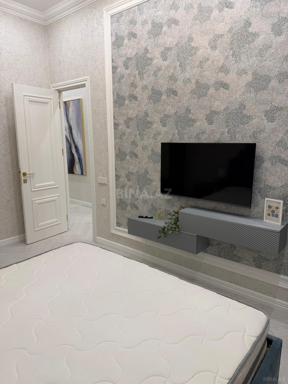 Kirayə verilir 2 otaqlı mənzil 65 m²