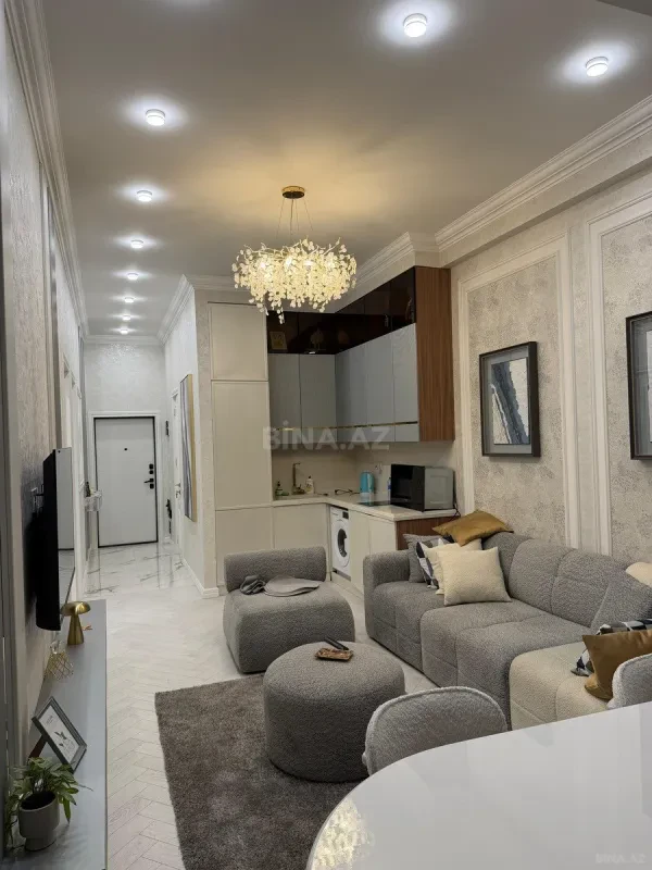Kirayə verilir 2 otaqlı mənzil 65 m²