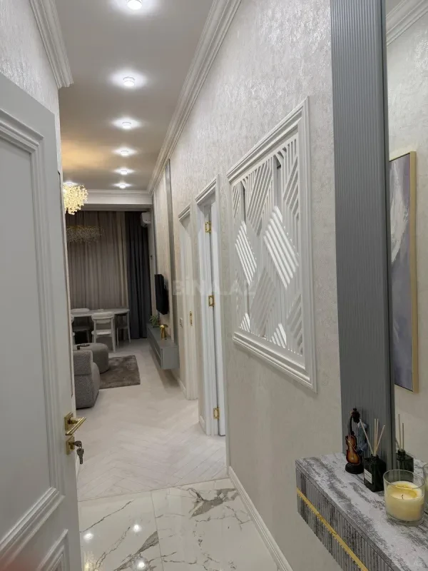 Kirayə verilir 2 otaqlı mənzil 65 m²