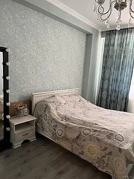 Satılır 2 otaqlı mənzil 65 m²