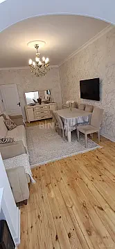 Satılır 2 otaqlı mənzil 60 m² — Bakı, 8-ci mikrorayon 2 otaq 60.00 m²