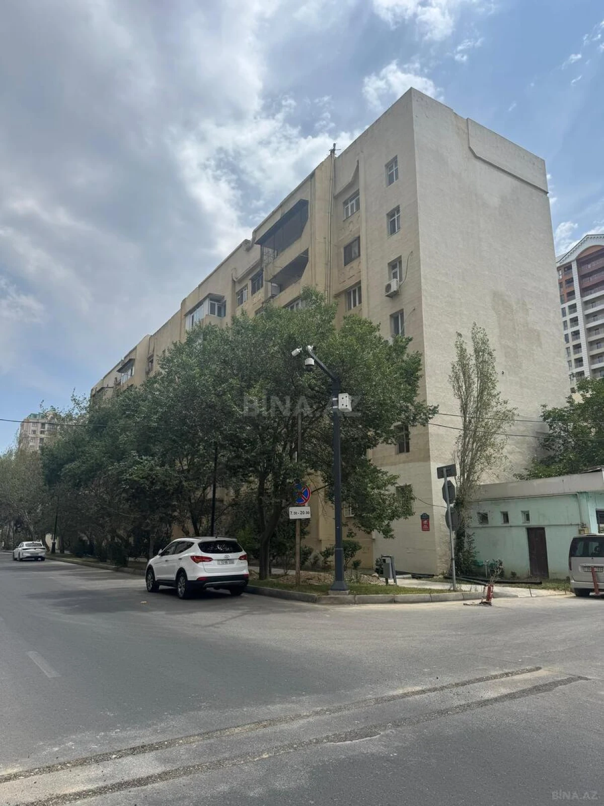 Satılır 2 otaqlı mənzil 60 m²
