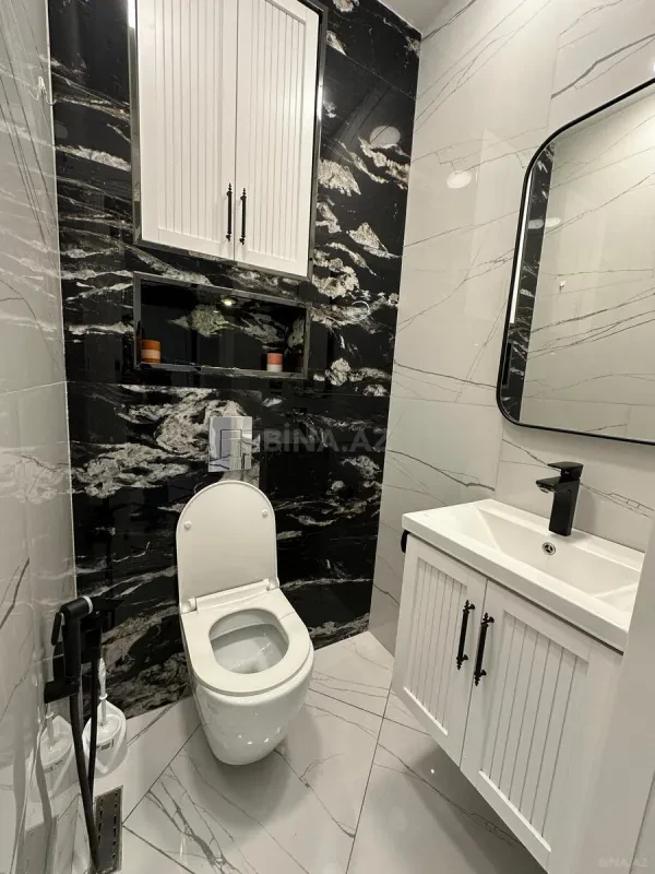 Kirayə verilir 2 otaqlı mənzil 78 m²