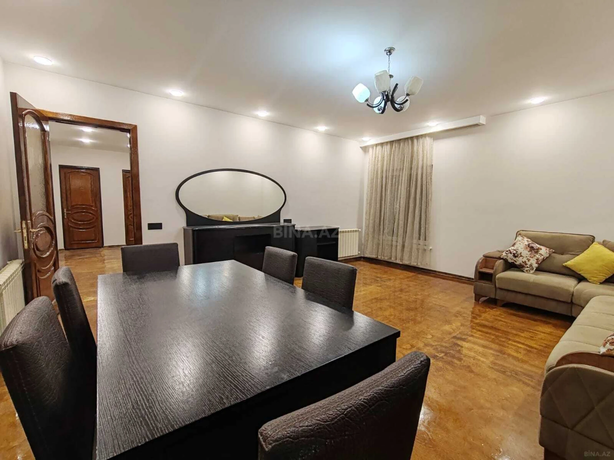 Kirayə verilir 3 otaqlı mənzil 110 m²