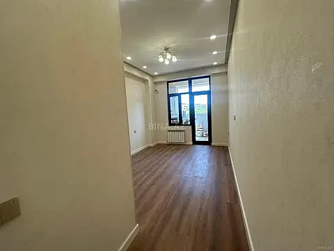 Satılır 3 otaqlı mənzil 133 m²