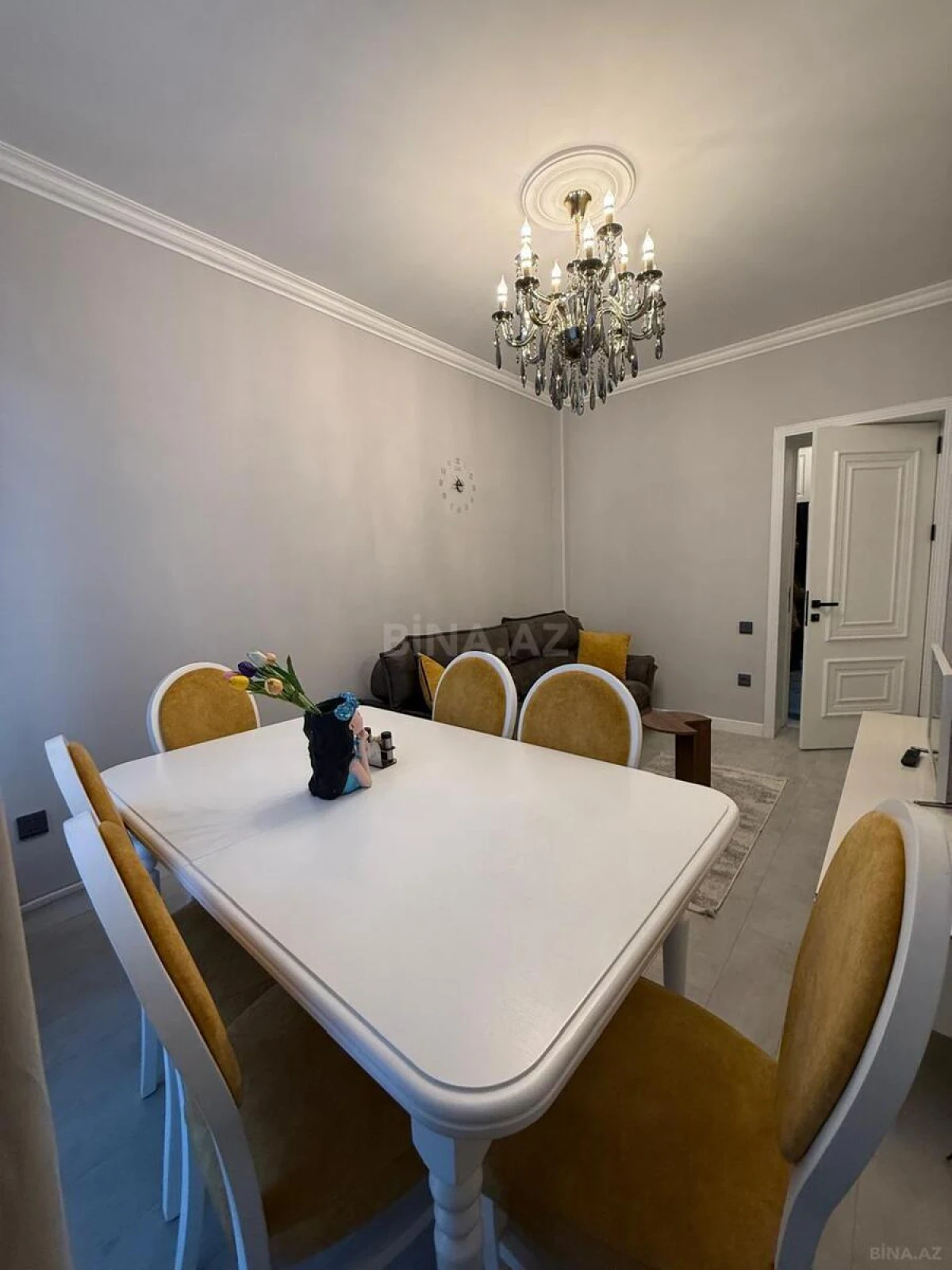 Kirayə verilir 2 otaqlı mənzil 50 m²