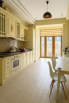 Satılır 4 otaqlı mənzil 150 m²